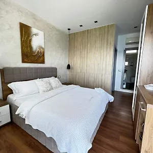 Luciano 3*, Himare Albanië
