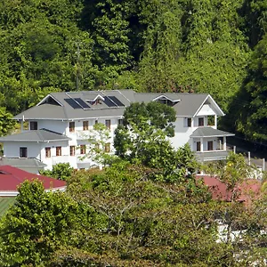 Hilltop Boutique 3*, Victoria Seychellen